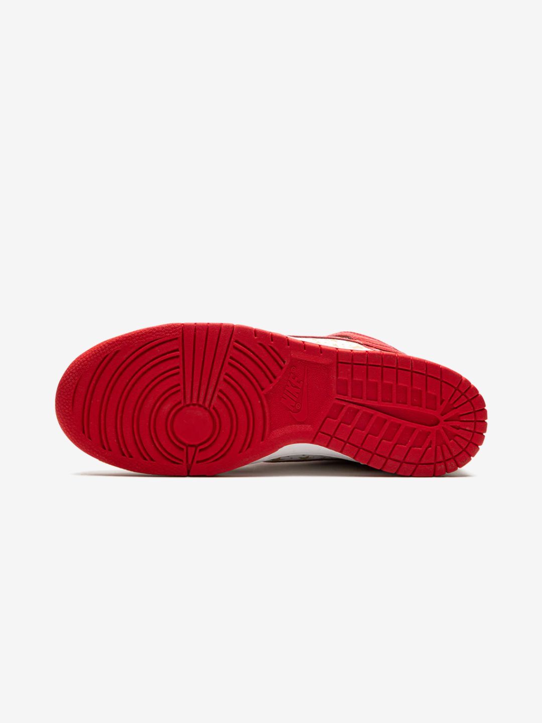 Nike Dunk High Pro SB Supreme Red Stars