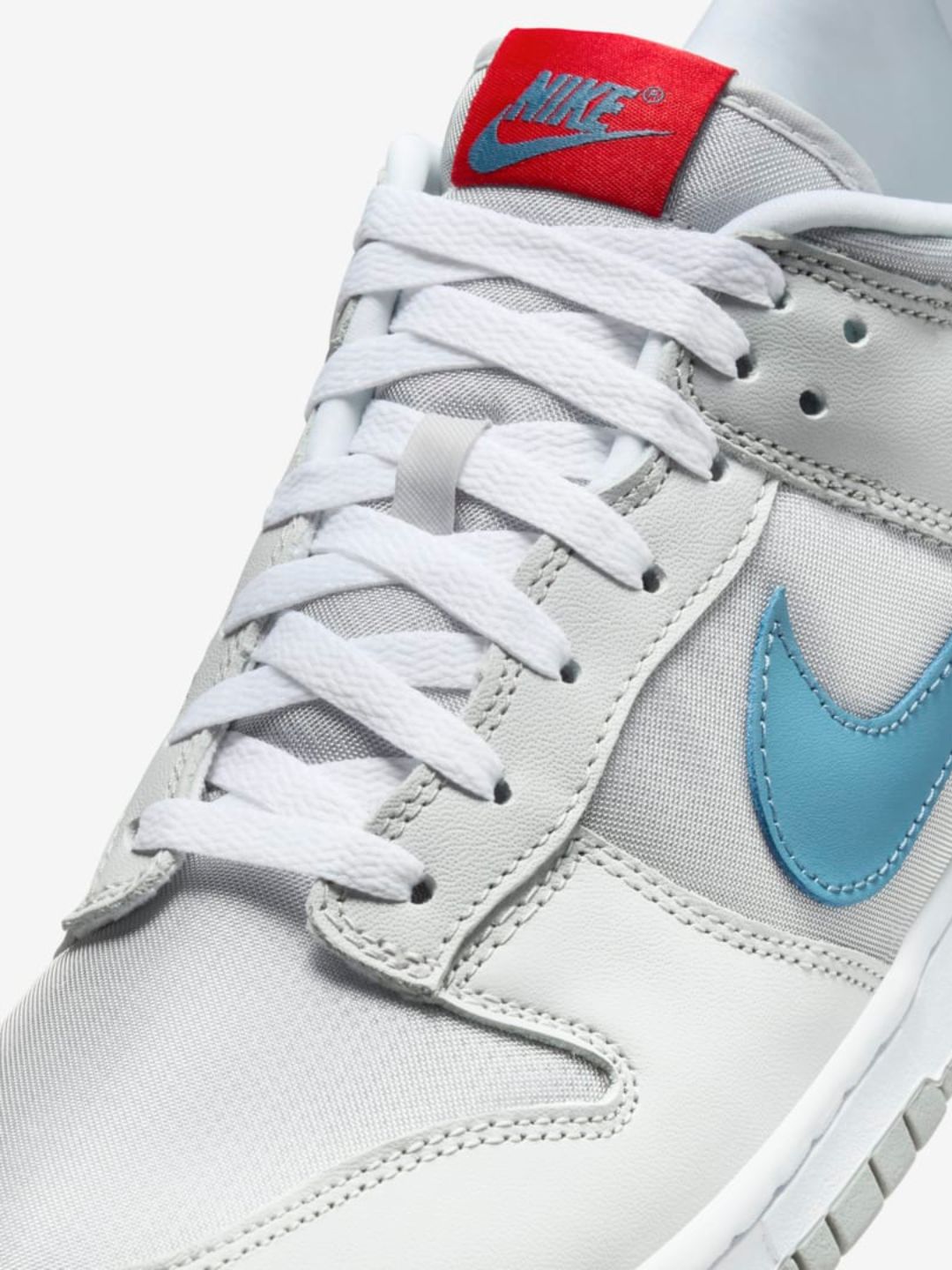 Nike Dunk Low Silver Surfer (2024)