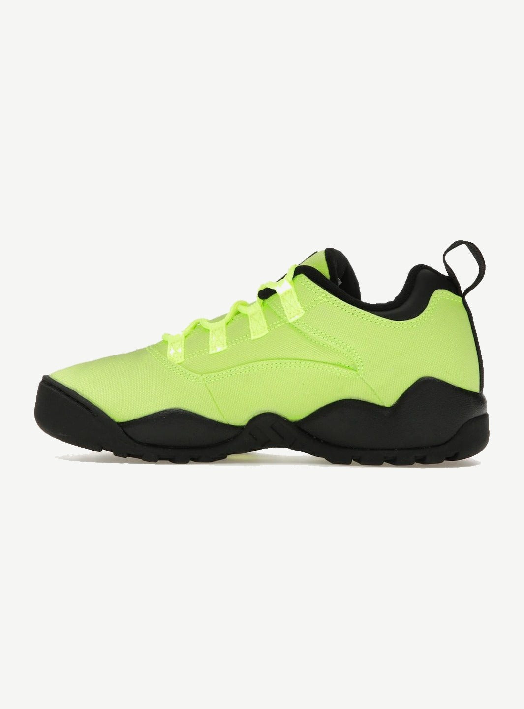 Nike SB Darwin Low Supreme Volt