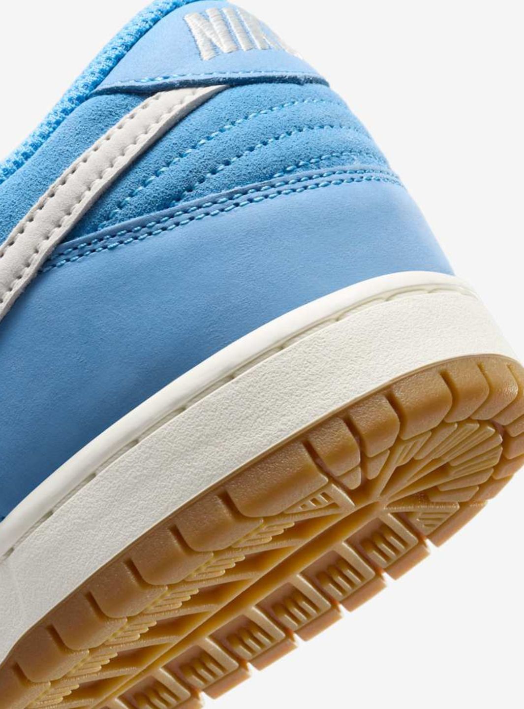 Nike SB Dunk Low Pro University Blue Gum