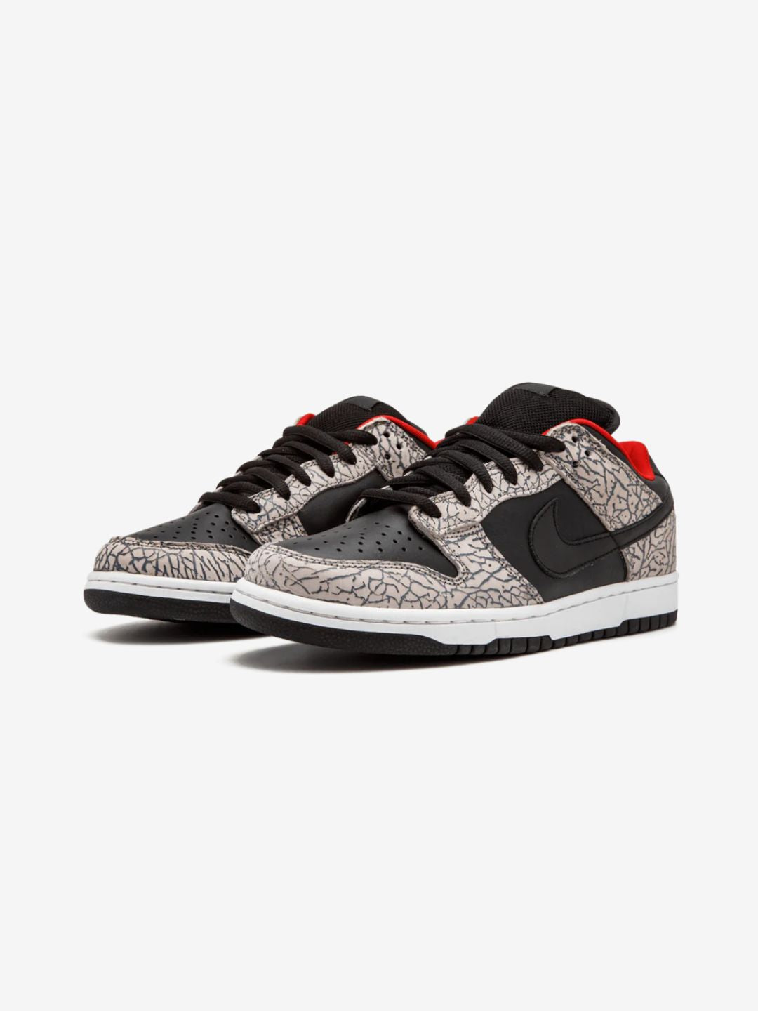 Nike SB Dunk Low Supreme Black Cement (2002)