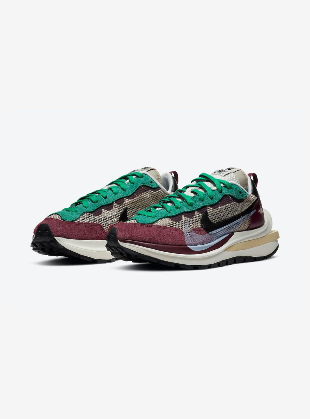 Nike Vaporwaffle Sacai Villain Red Neptune Green