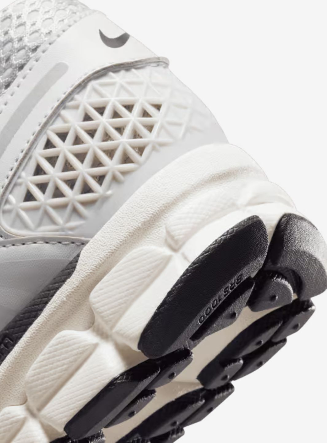 Nike Zoom Vomero 5 Photon Dust Metallic Silver