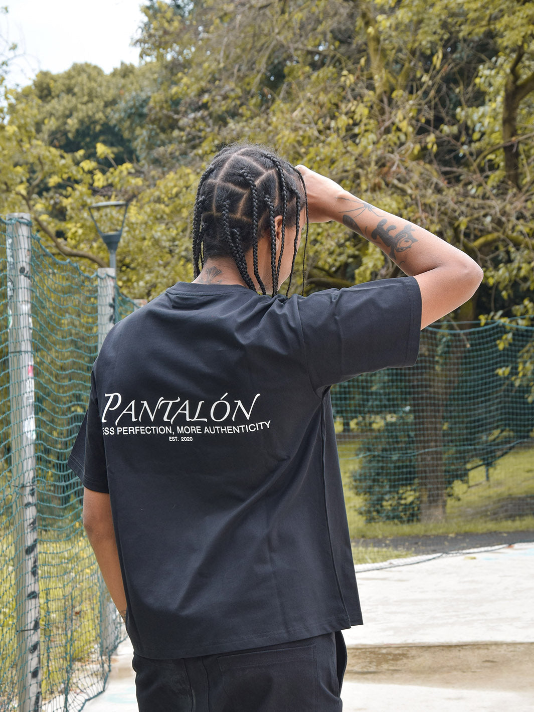 Pantalón Less Perfection More Authencity T-Shirt Black